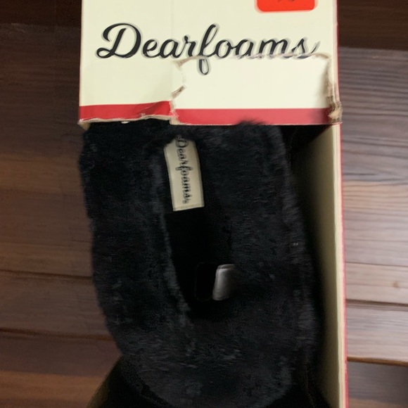 New DearFoam Women’s Slippers Faux Fur Memory Foam Indoor Outdoor Black M 7-8 - Picture 12 of 13